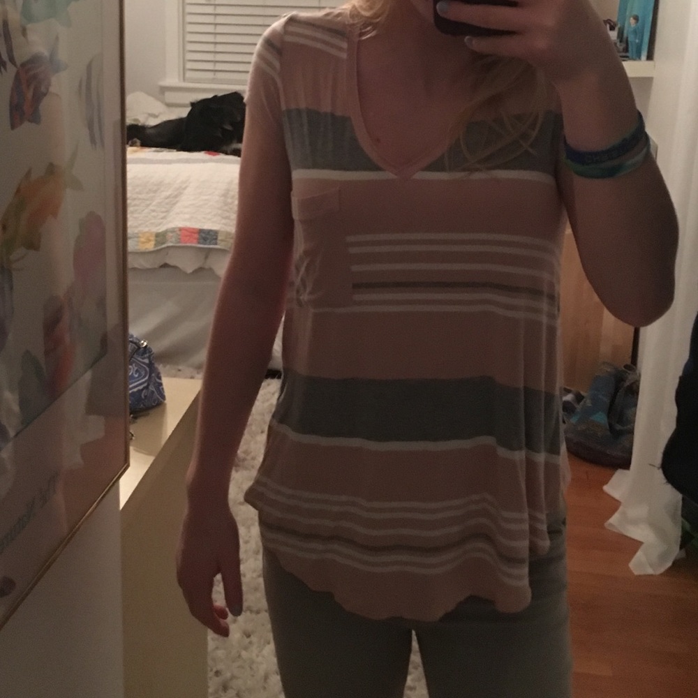 Anthropologie v-neck tshirt